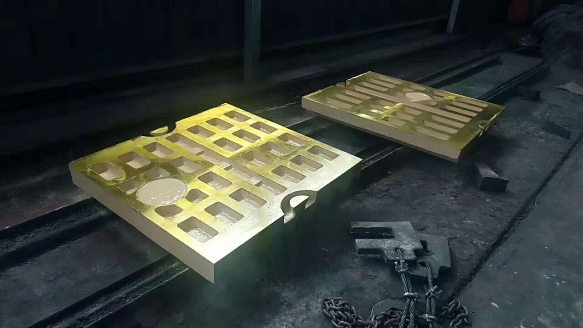 Quarrying Jaw Plates