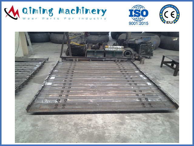 Alloy Steel Förkläde Feeder Pans By Qiming Machinery